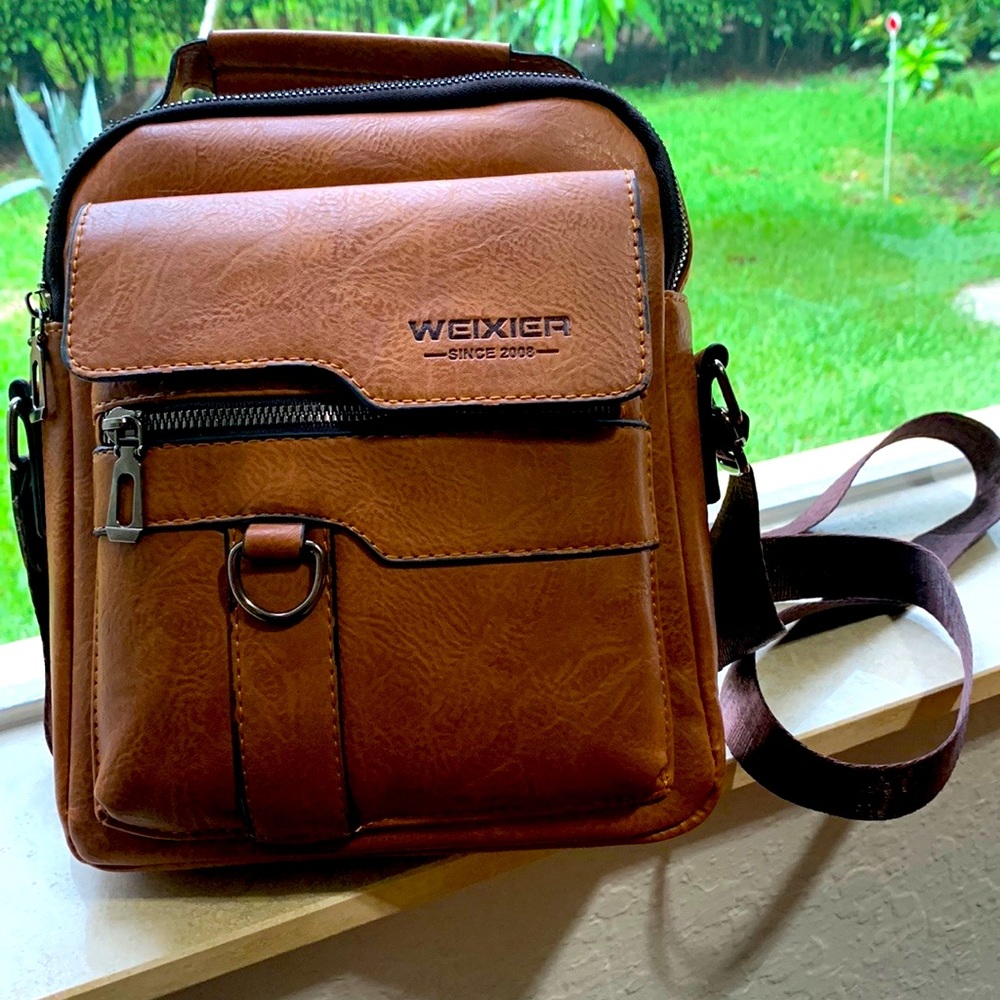 Men’s Crossbody